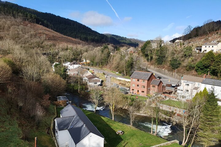 The Valleys tour or Swansea Bay tour. Please choose correctly.
