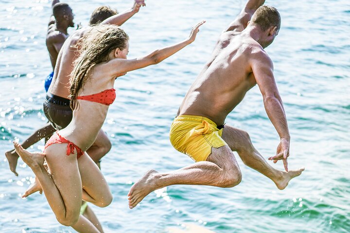 Wave Dancer Half Day BBQ Cruise - All Inclusive