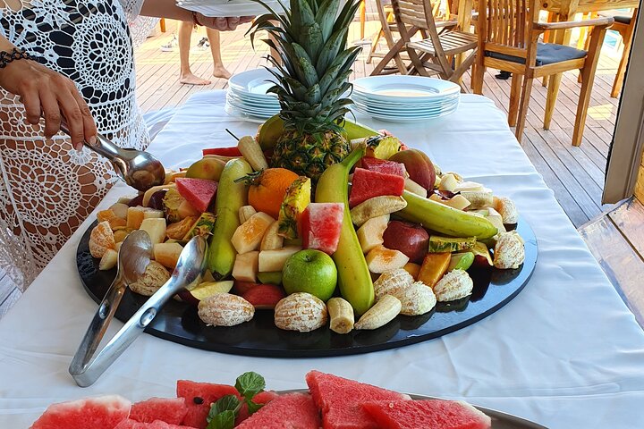 Wave Dancer Half Day BBQ Cruise - All Inclusive