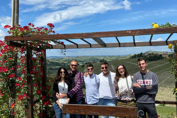 "Between Langhe and Monferrato" - Wine Tasting and Cellar Visit