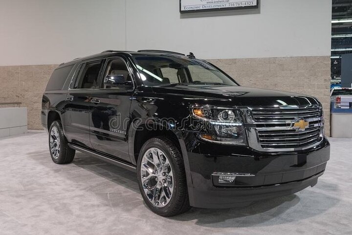 Private Roundtrip New York Airport Transfer to New York City