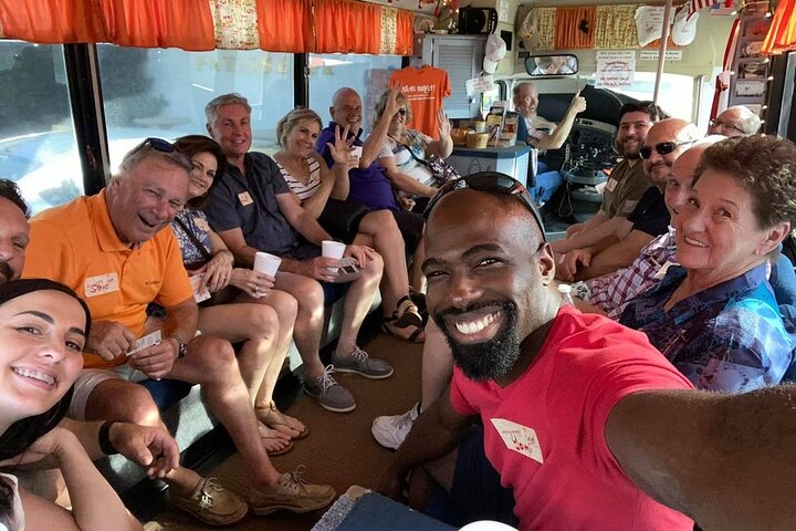 Cajun Food Tour by Bus in Lafayette