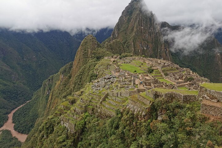 Full-Day Machu Picchu Tour from Cusco by Train