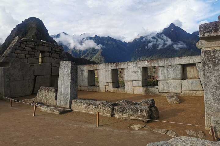 Full-Day Machu Picchu Tour from Cusco by Train