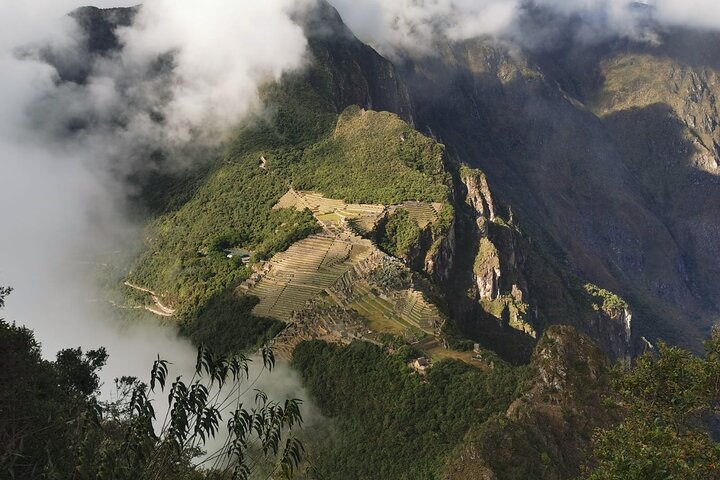 Full-Day Machu Picchu Tour from Cusco by Train
