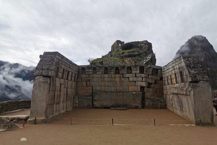 Full-Day Machu Picchu Tour from Cusco by Train