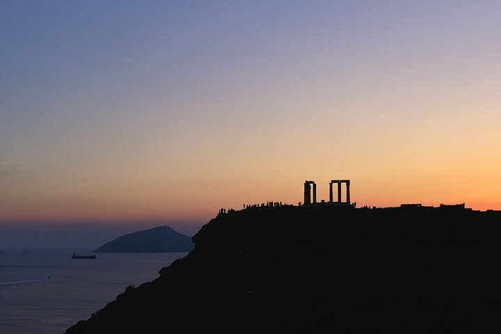Cape Sounion and Temple of Poseidon Half-Day Small-Group Tour from Athens