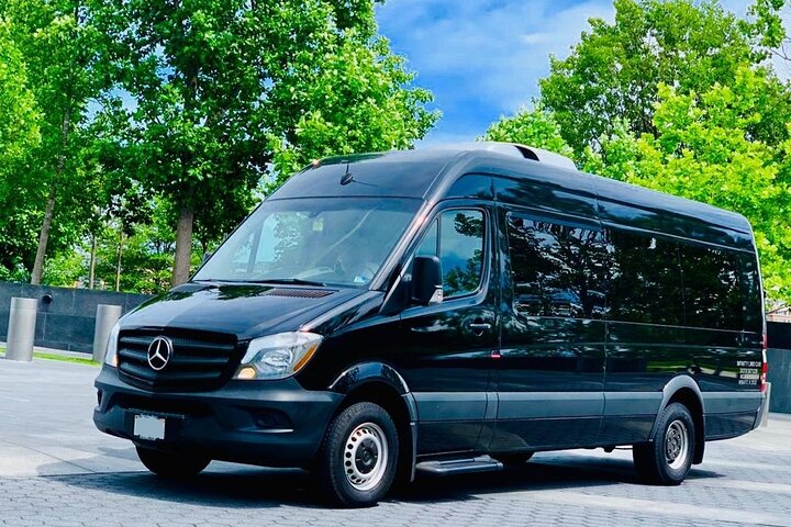 Airport Transfer to or from Mclean, VA and Dulles Airport