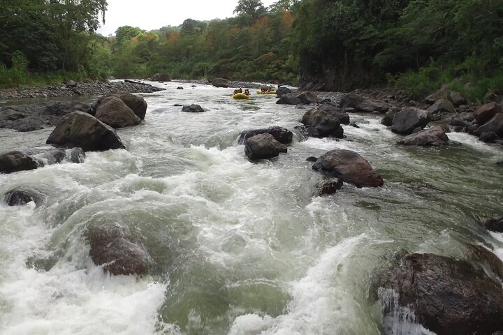 3 Day Tour of the Pacuare River in Costa Rica.