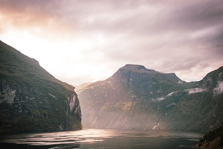 Guided Boat Tour in Geiranger