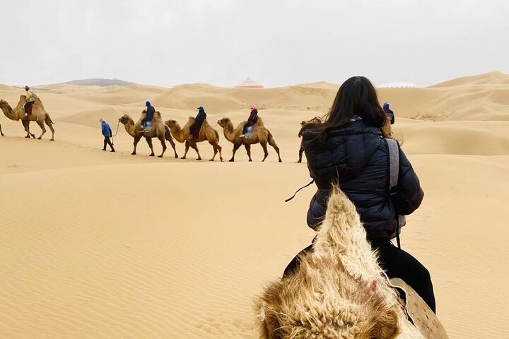Private Day Tour to Xiangshawan Desert from Hohhot