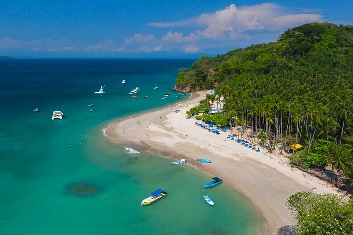 Shuttle From Liberia Airport to Playa Samara and Playa Carrillo