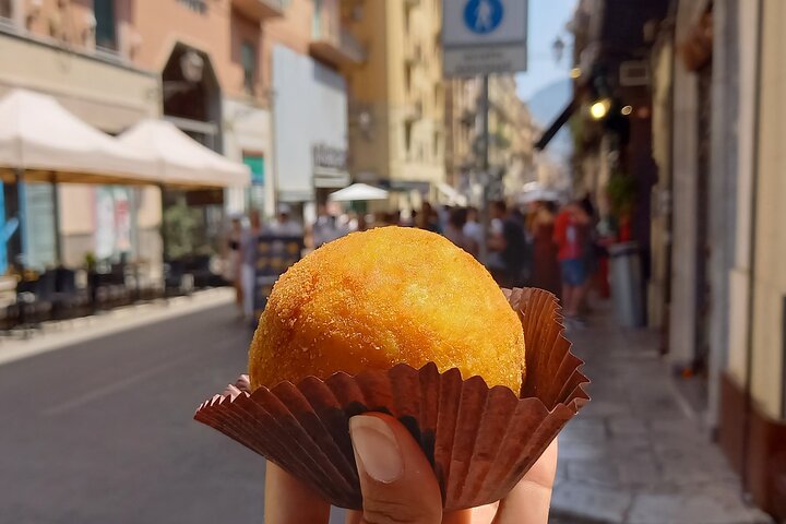 Palermo Sicilian Street Food Tour: Small Group by Do Eat Better