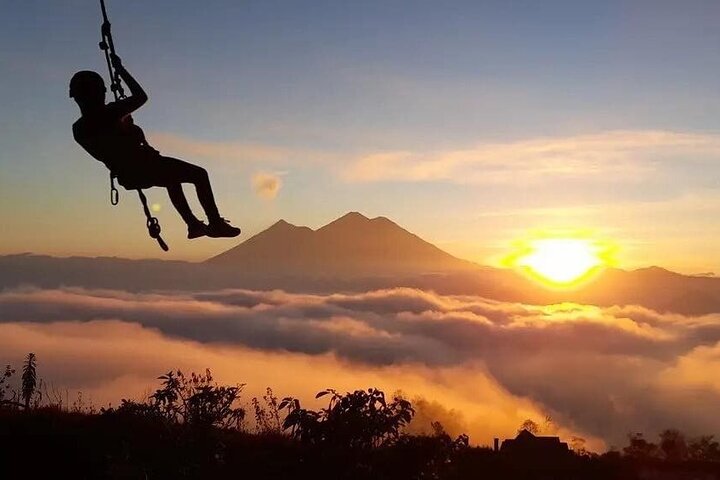 Hobbitenango & Antigua Shared Day Tour