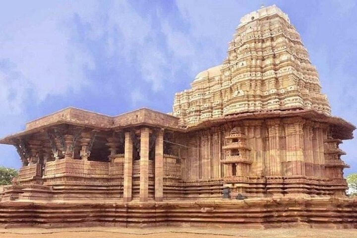 World heritage Ramappa temple & Kohinoor diamond tour from Hyderabad by car