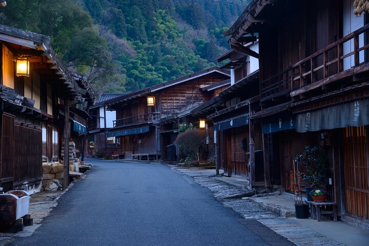 Nakasendo Magome to Tsumago Day Hike with Licensed Guide