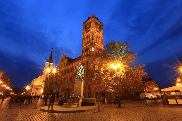 Torun Old Town Highlights Private Walking Tour