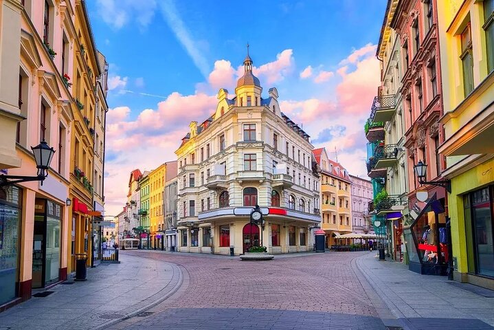 Torun Old Town Highlights Private Walking Tour