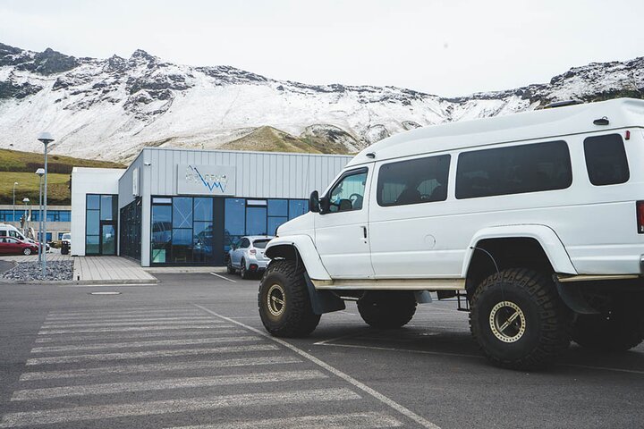 Katla Volcano Ice Cave - Super Jeep Tour from Vik