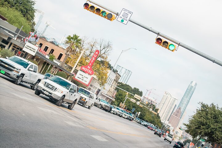 Best of Austin Small-Group Driving Tour with Local Guide