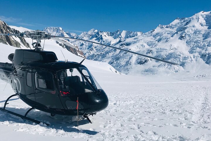 Christchurch to Queenstown One-Way Tour via Mt Cook & Lake Tekapo