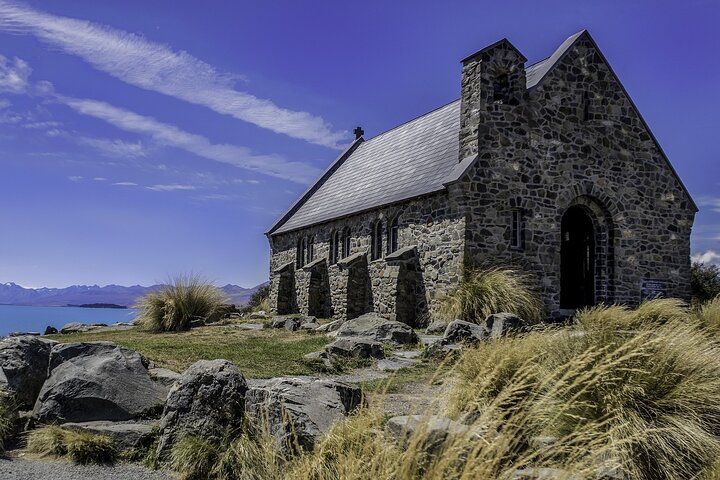 Christchurch to Queenstown One-Way Tour via Mt Cook & Lake Tekapo