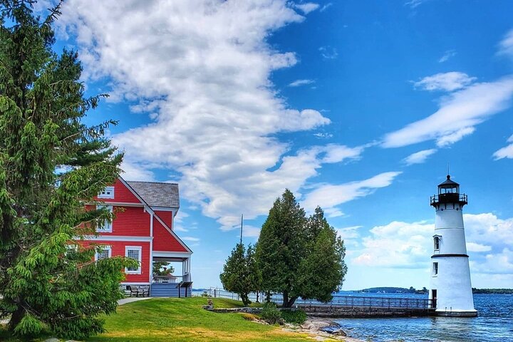 Islands, Lighthouses, and Castle Tour on the St. Lawrence River