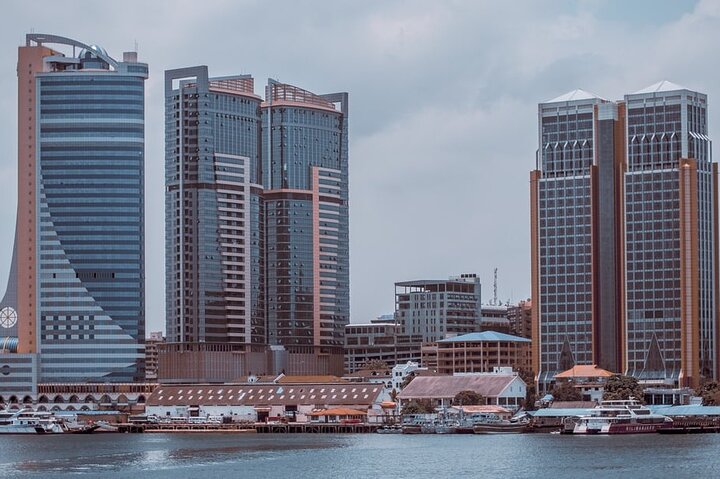 Dar es Salaam: Half-Day City Tour with Transfers