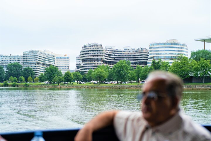 DC in a Day: 10+ Monuments, Boat Cruise, National Mall, Tickets