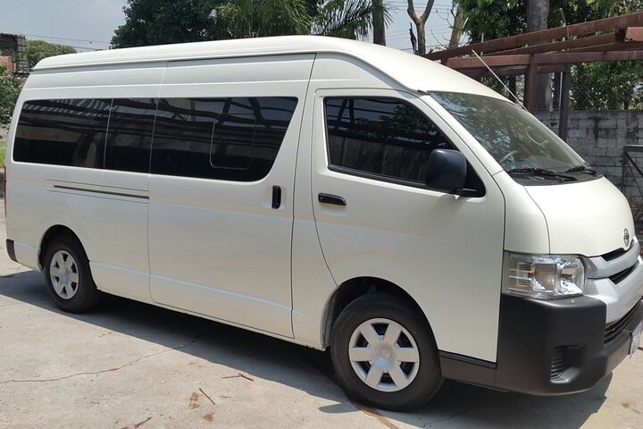 Shared Arrival Transfer | El Salvador International Airport to San Salvador