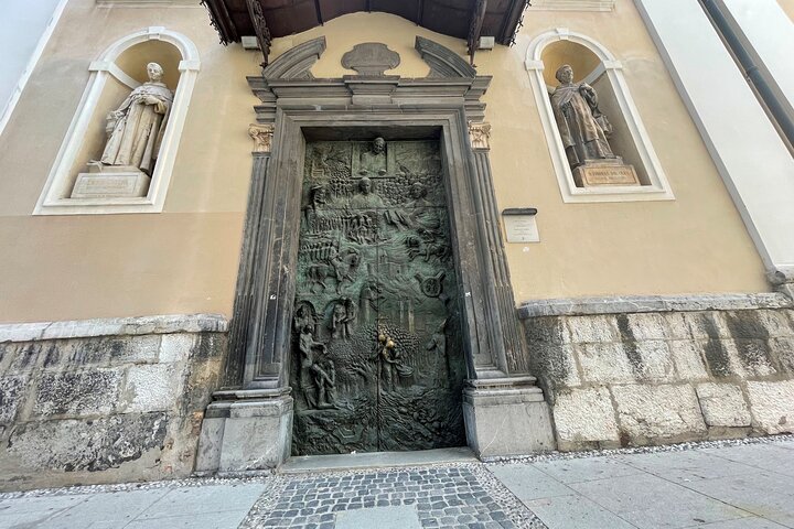 Ljubljana & Lake Bled from Zagreb - Small Group Gudied Tour