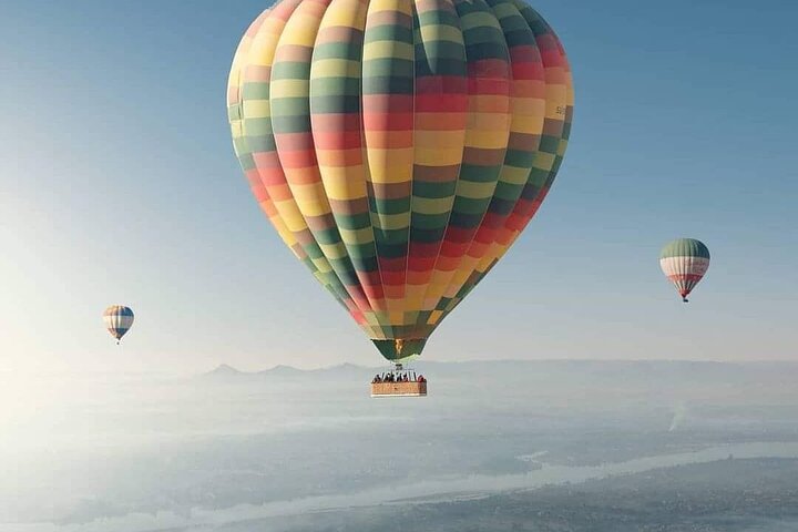 5 Days Nile Cruise From Luxor To Aswan Including Hot Air Balloon & Abu Simbel