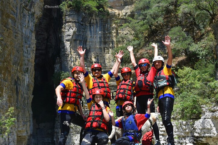 Osumi Canyons Exploration with Equipment