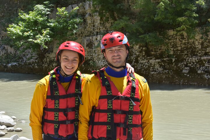 Osumi Canyons Exploration with Equipment