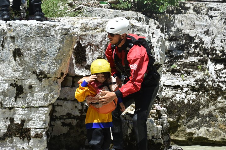 Osumi Canyons Exploration with Equipment