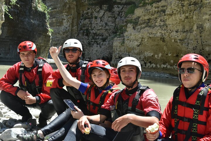 Osumi Canyons Exploration with Equipment