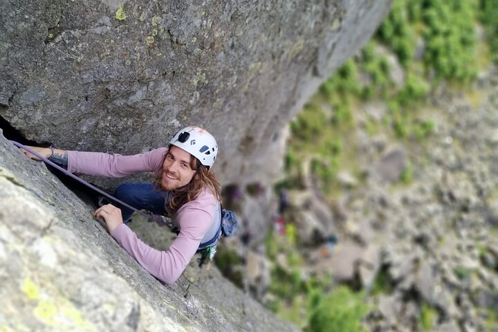 Rock Climbing Experience By The Beach