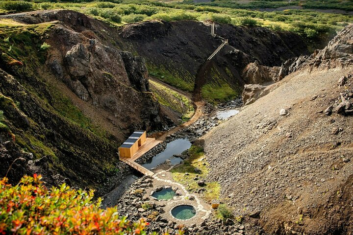 Husafell Canyon Baths Tour