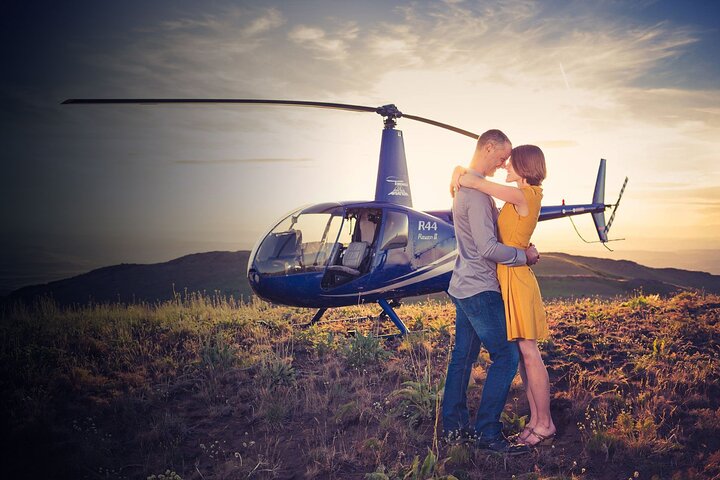 Helicopter Experience over Belgrade by Partyin.co