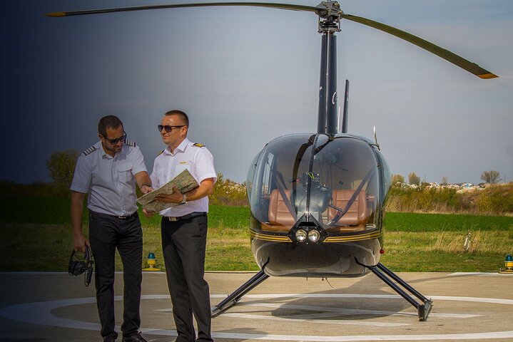Helicopter Experience over Belgrade by Partyin.co
