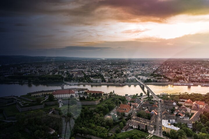 Helicopter Experience over Belgrade by Partyin.co