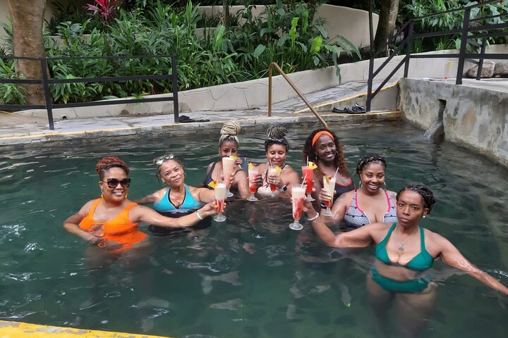 Super Combo: 7 activities in 1 day + Natural hot springs.