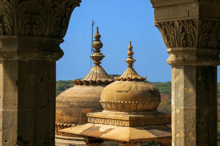 Bhuj, Rann of Kutch & Mandvi Beach: The Art, Craft & Nature Tour