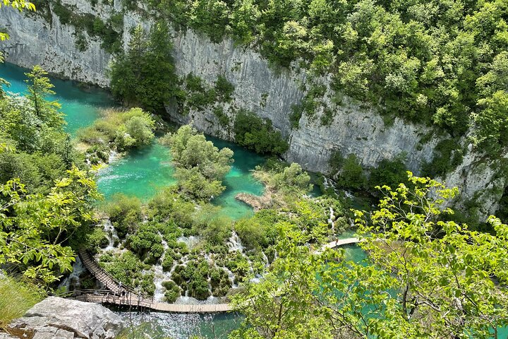Plitvice Lakes with Ticket & Rastoke Guided Tour from Zagreb