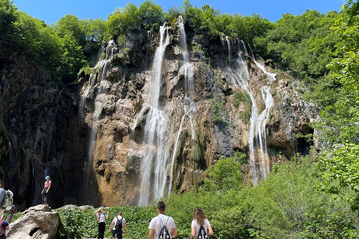 Plitvice Lakes with Ticket & Rastoke Guided Tour from Zagreb