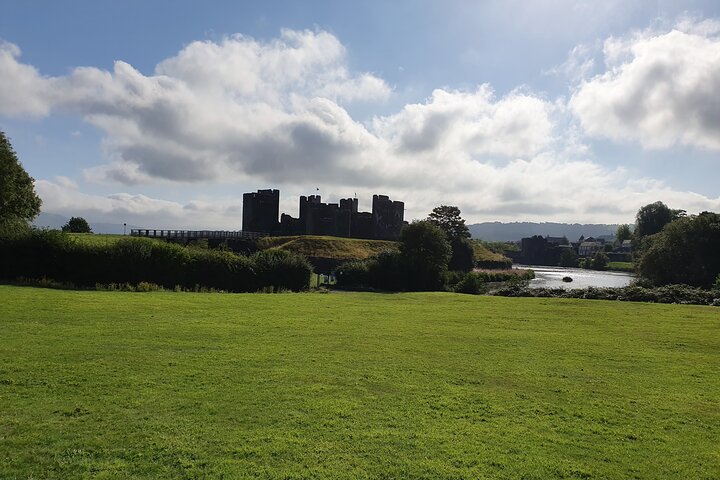 The Valleys tour or Swansea Bay tour. Please choose correctly.