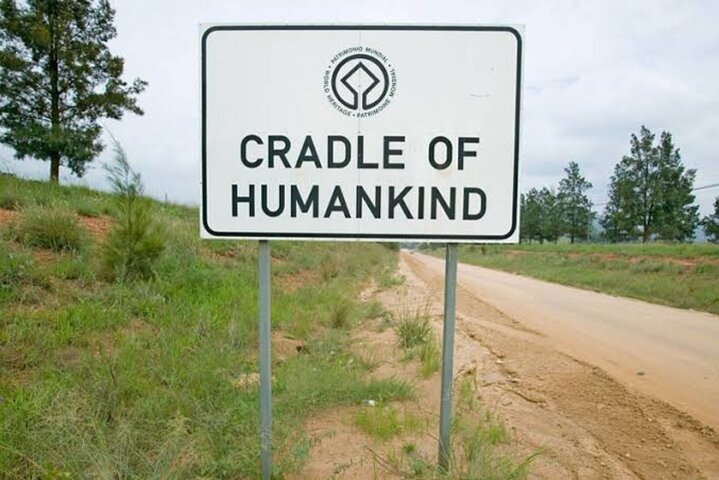 Cradle of humankind & Maropeng/sterkfontein caves tour