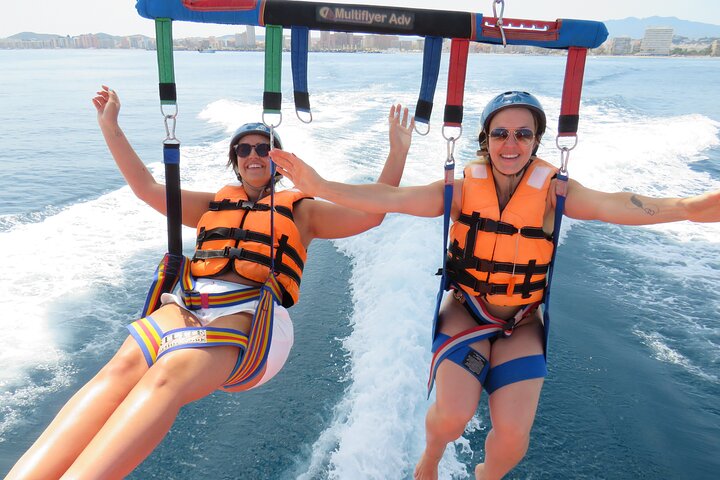 Parasailing in Fuengirola - The Highest Flights on the Costa