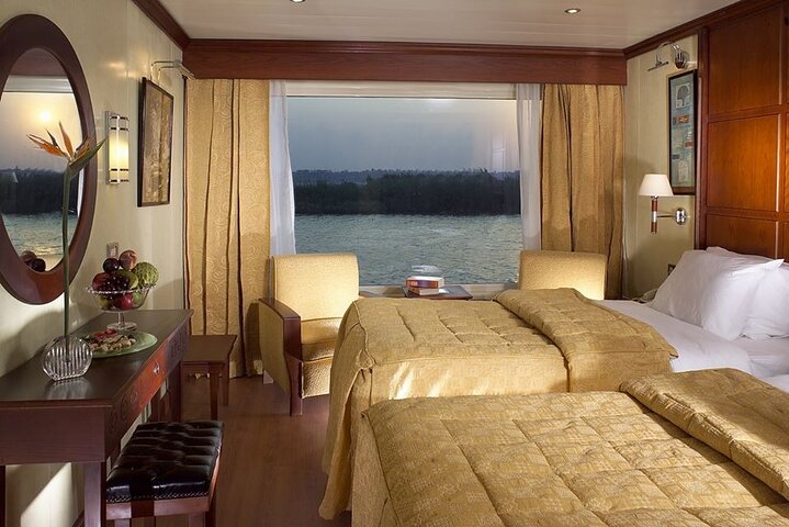 4-Day Nile Cruise sails Aswan to Luxor&Abu Simbel.Hot air Balloon