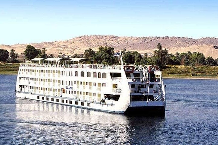 4-Day Nile Cruise sails Aswan to Luxor&Abu Simbel.Hot air Balloon